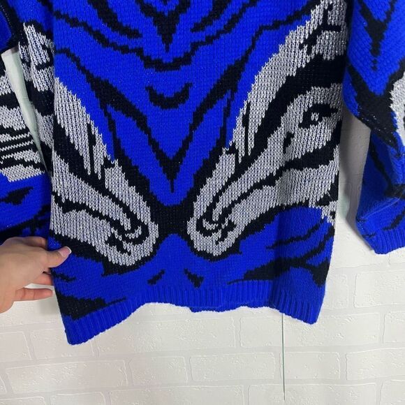 Arielle Vintage Women’s sweater Size S/MBlue Knit Animal Print - Picture 12 of 14